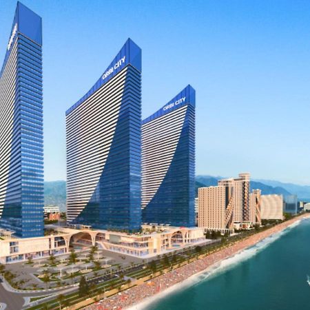 Delux Sea View Aparthotel In Orbi City Batumi Exteriör bild